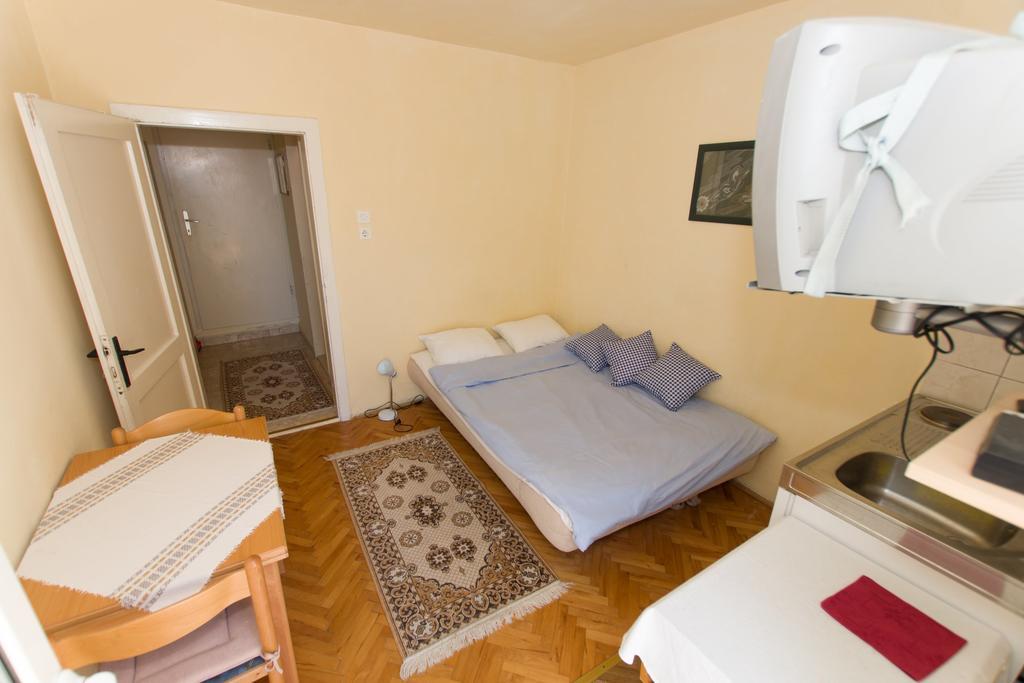 Studios Jakov Makarska Exterior photo